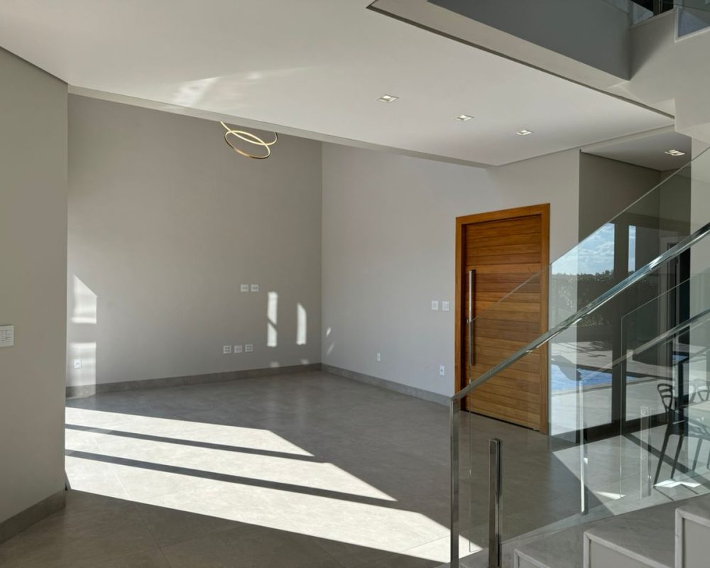 WhatsApp Image 2024-06-13 at 15.59.23 (2)