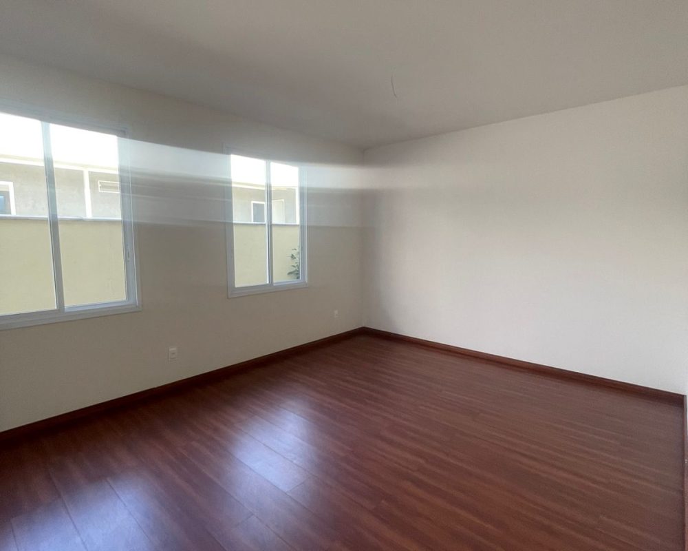 WhatsApp Image 2025-07-28 at 09.32.58 (1)