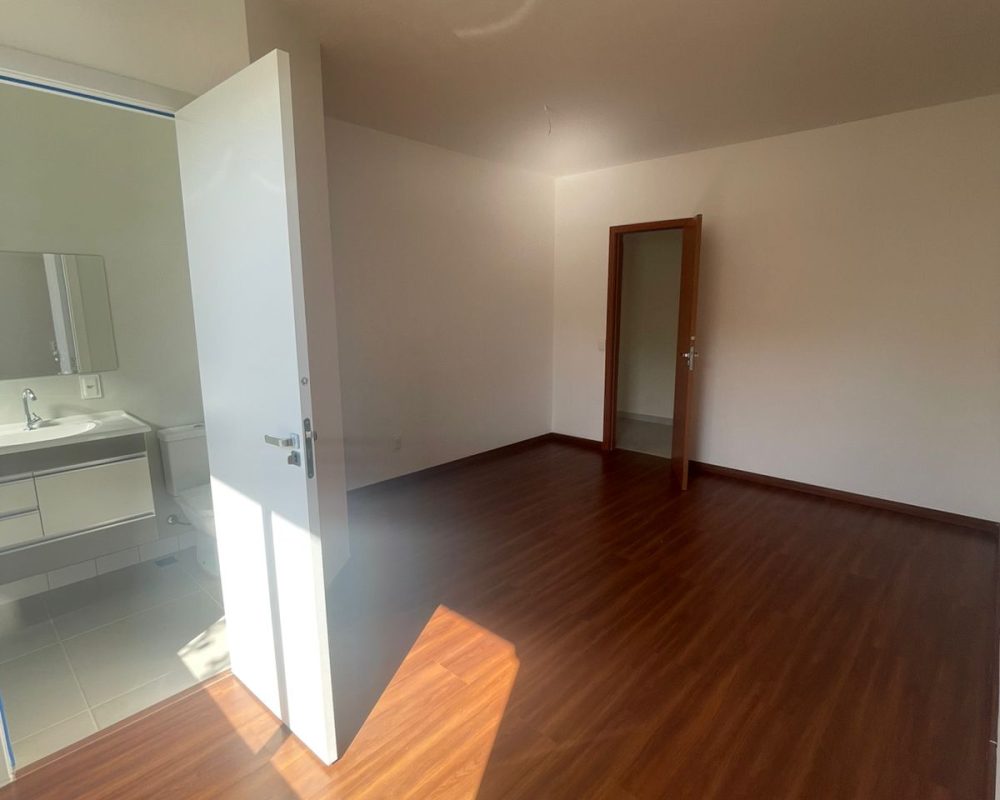 WhatsApp Image 2025-07-28 at 09.32.59