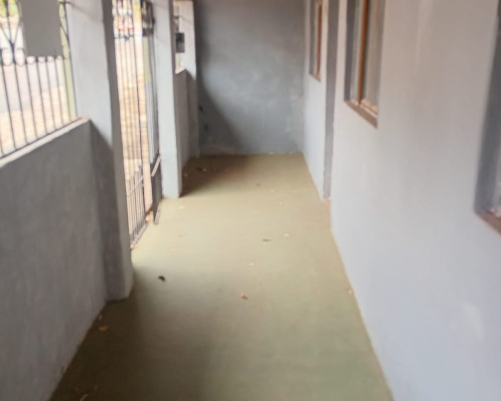 WhatsApp Image 2025-10-24 at 09.04.02 (1)